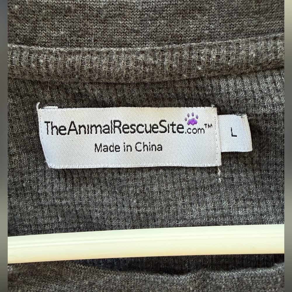 Pawprint Waffle Lightweight Hooded Top with Kangaroo Pocket ~ Long Sleeve Gray - Picture 3 of 7